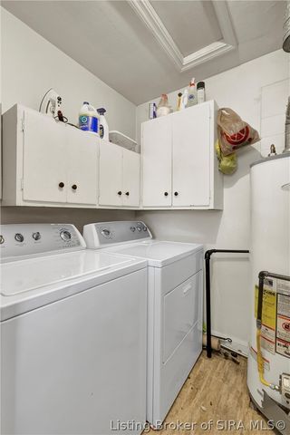 212 Lake Road, Henryville, IN 47126