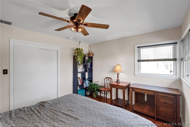 212 Lake Road, Henryville, IN 47126