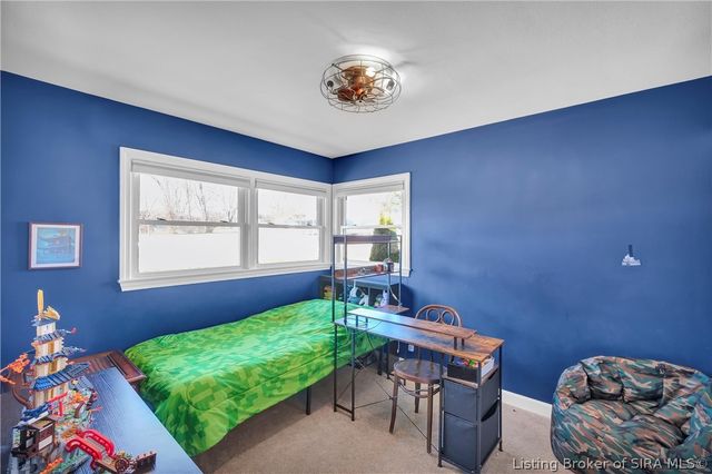 212 Lake Road, Henryville, IN 47126