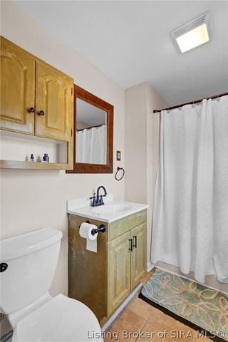 212 Lake Road, Henryville, IN 47126