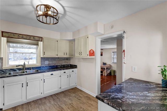 212 Lake Road, Henryville, IN 47126