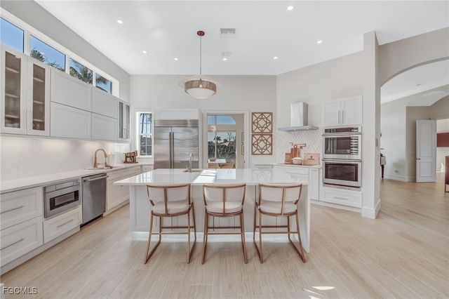 14540 Headwater Bay LN, Fort Myers, FL 33908