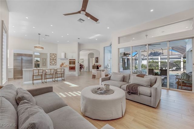 14540 Headwater Bay LN, Fort Myers, FL 33908