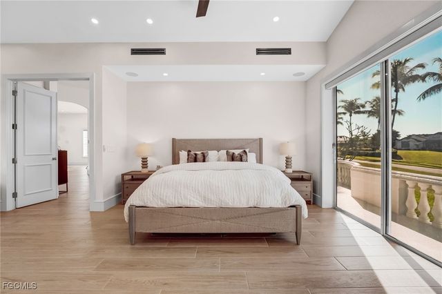 14540 Headwater Bay LN, Fort Myers, FL 33908