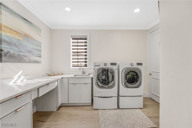 14540 Headwater Bay LN, Fort Myers, FL 33908