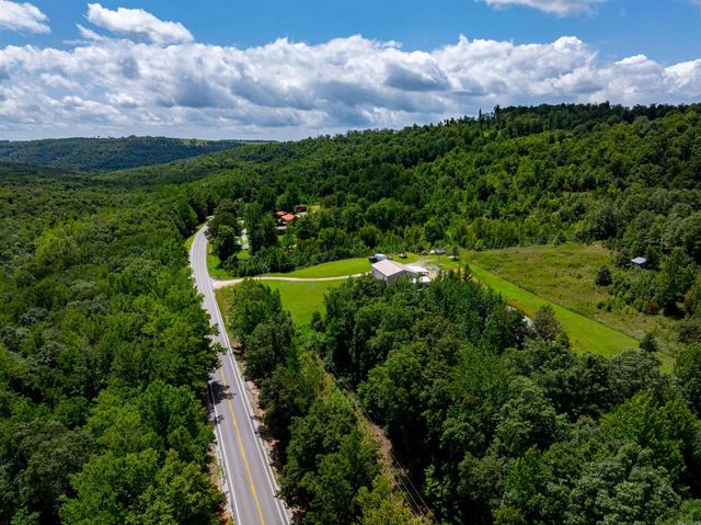 7099 Hwy 9, Mountain View, AR 72560