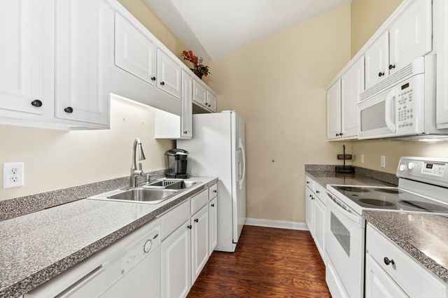148 Westhaven Dr Apt 10F, Myrtle Beach, SC 29579