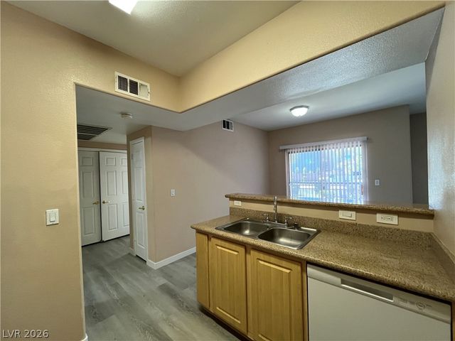 8000 Badura Avenue 1160, Las Vegas, NV 89113