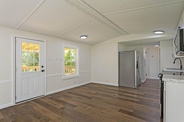 240 Sundance Drive, Evensville, TN 37332