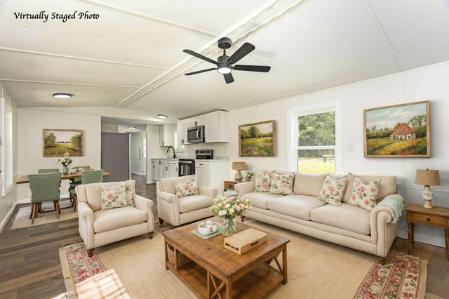 240 Sundance Drive, Evensville, TN 37332
