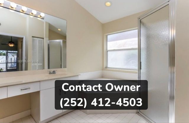 1367 E Fairfax Circle E, Boynton Beach, FL 33436