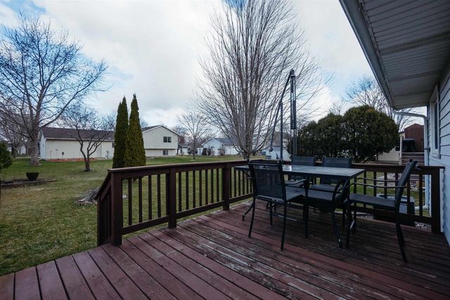 1519 FAIRLAWN AVENUE, North Fond Du Lac, WI 54937