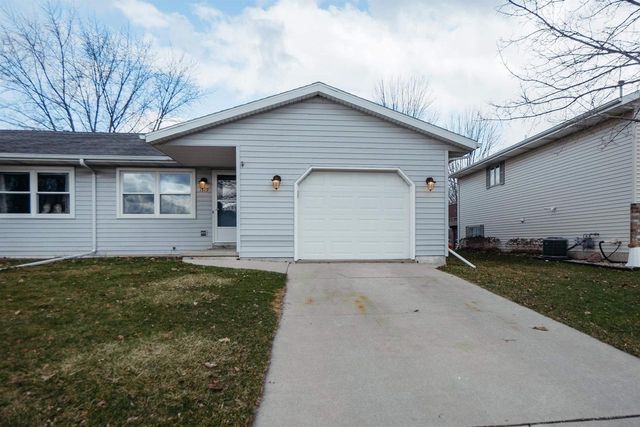 1519 FAIRLAWN AVENUE, North Fond Du Lac, WI 54937