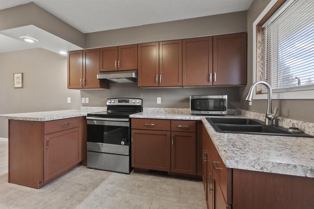 1519 FAIRLAWN AVENUE, North Fond Du Lac, WI 54937