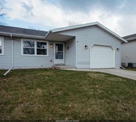 1519 FAIRLAWN AVENUE, North Fond Du Lac, WI 54937