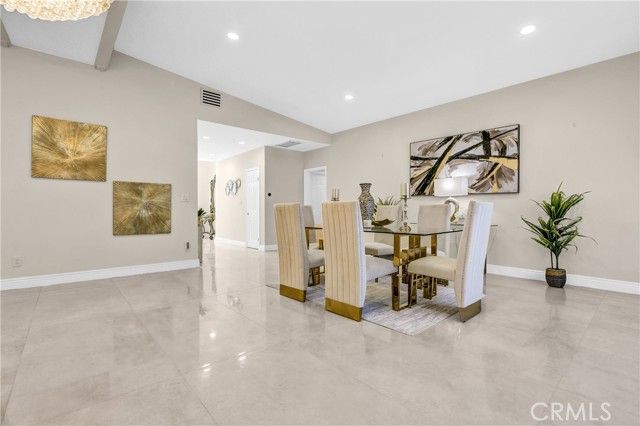 5115 Boda Place, Woodland Hills (los Angeles), CA 91367