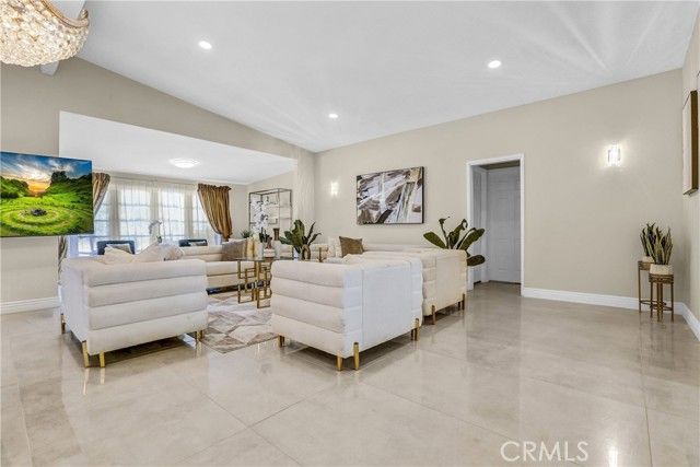 5115 Boda Place, Woodland Hills (los Angeles), CA 91367