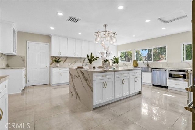 5115 Boda Place, Woodland Hills (los Angeles), CA 91367