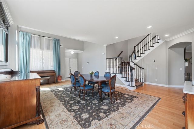 43084 Knightsbridge Way, Temecula, CA 92592