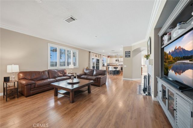 43084 Knightsbridge Way, Temecula, CA 92592