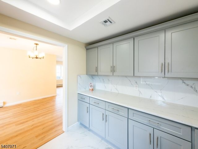 220 Manchester Ln, Monroe Twp., NJ 08831