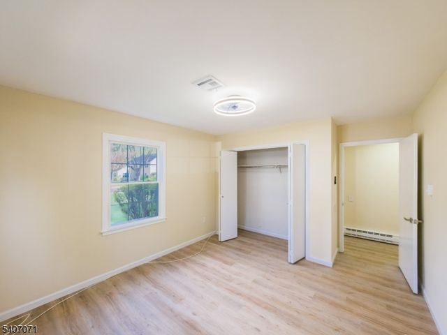220 Manchester Ln, Monroe Twp., NJ 08831