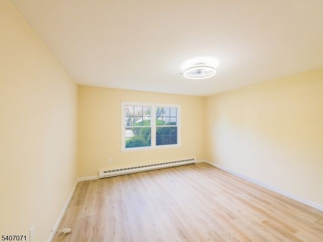 220 Manchester Ln, Monroe Twp., NJ 08831