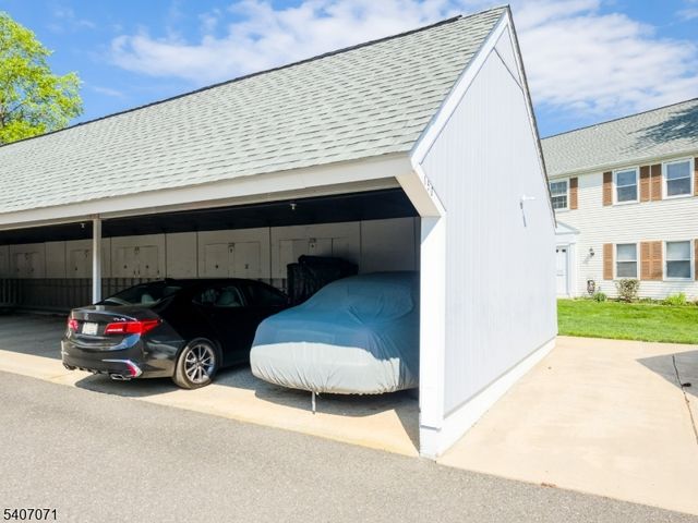 220 Manchester Ln, Monroe Twp., NJ 08831