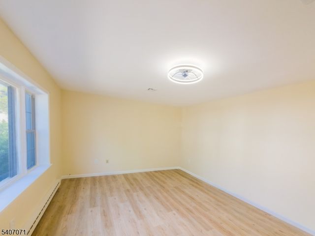 220 Manchester Ln, Monroe Twp., NJ 08831