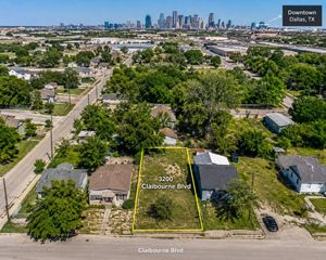 3200 Claibourne Boulevard, Dallas, TX 75212