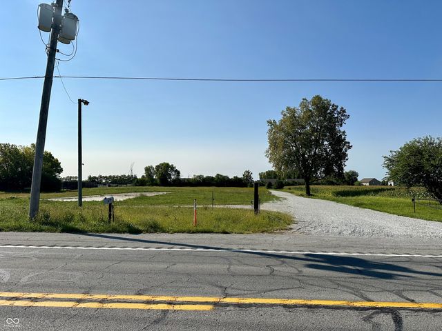 823 W State Road 32, Westfield, IN 46074