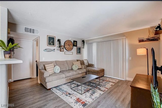 5710 East Tropicana Avenue 1093, Las Vegas, NV 89122