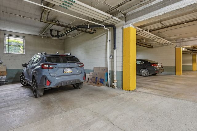 5825 5th Ave 314, Shadyside, PA 15232