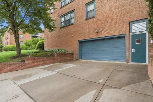 5825 5th Ave 314, Shadyside, PA 15232