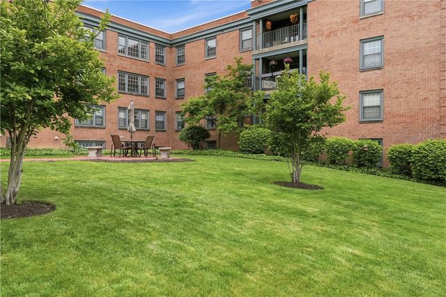 5825 5th Ave 314, Shadyside, PA 15232