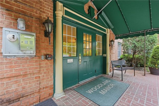 5825 5th Ave 314, Shadyside, PA 15232