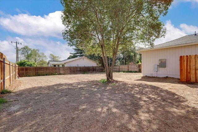 4745 Olivehurst Ave, Olivehurst, CA 95961