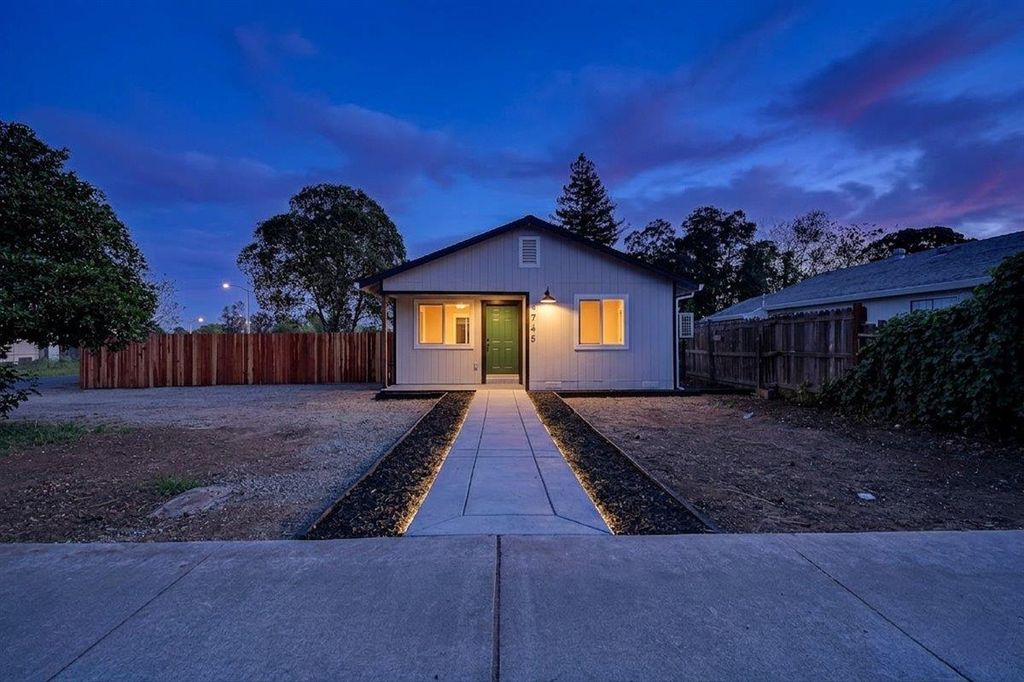 4745 Olivehurst Ave, Olivehurst, CA 95961