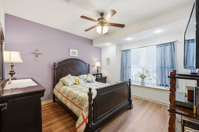 1616 Canyon Lake Dr, Canyon Lake, TX 78133