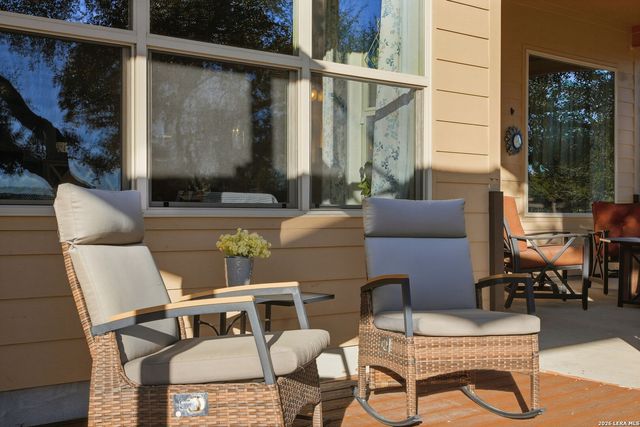 1616 Canyon Lake Dr, Canyon Lake, TX 78133