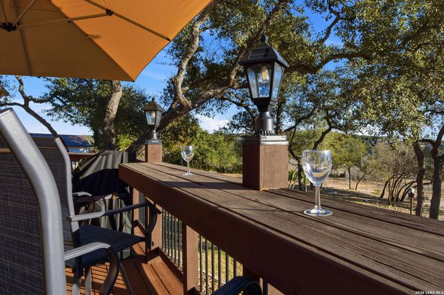 1616 Canyon Lake Dr, Canyon Lake, TX 78133