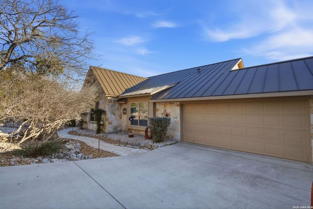 1616 Canyon Lake Dr, Canyon Lake, TX 78133