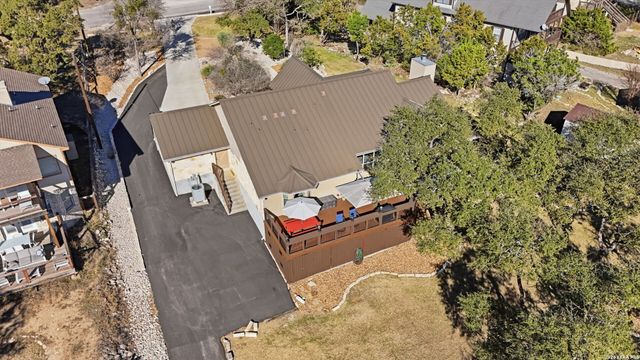 1616 Canyon Lake Dr, Canyon Lake, TX 78133