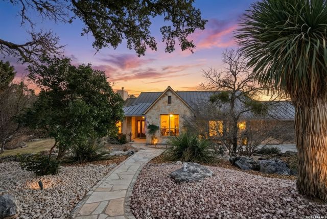 1616 Canyon Lake Dr, Canyon Lake, TX 78133