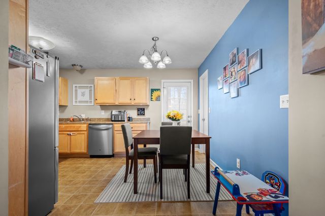 502 Evening Shade Dr, N, White Bluff, TN 37187