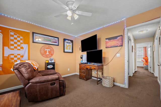 502 Evening Shade Dr, N, White Bluff, TN 37187