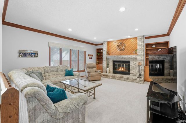 5217 Inland Trail, Fort Wayne, IN 46825