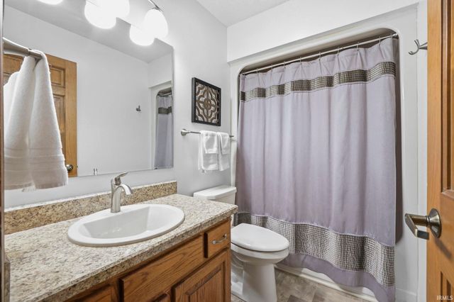 5217 Inland Trail, Fort Wayne, IN 46825