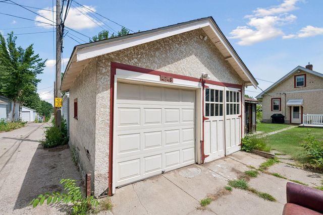 4248 12th Avenue S, Minneapolis, MN 55407
