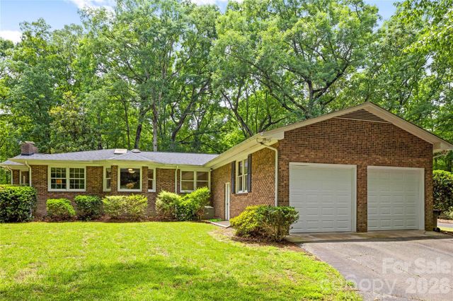 2038 Skyway Drive, Monroe, NC 28110
